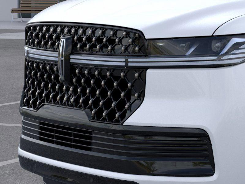new 2025 Lincoln Navigator car, priced at $127,080