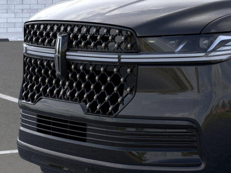 new 2025 Lincoln Navigator car, priced at $123,815
