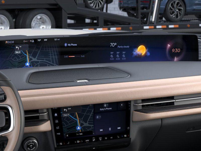 new 2025 Lincoln Navigator car, priced at $124,185