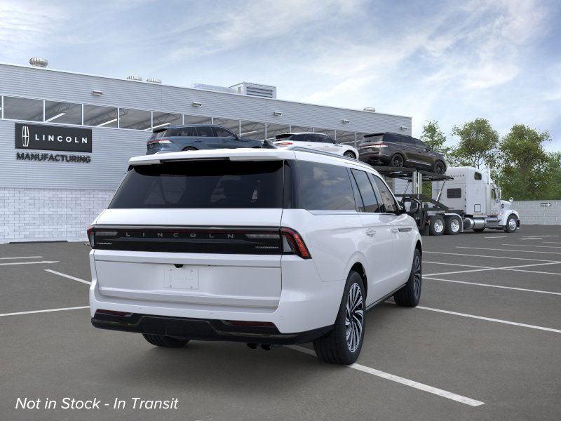 new 2025 Lincoln Navigator car, priced at $124,185