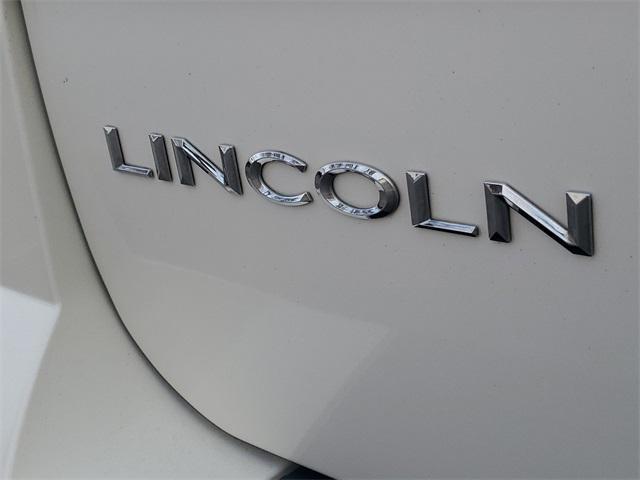 used 2008 Lincoln Navigator car, priced at $5,988