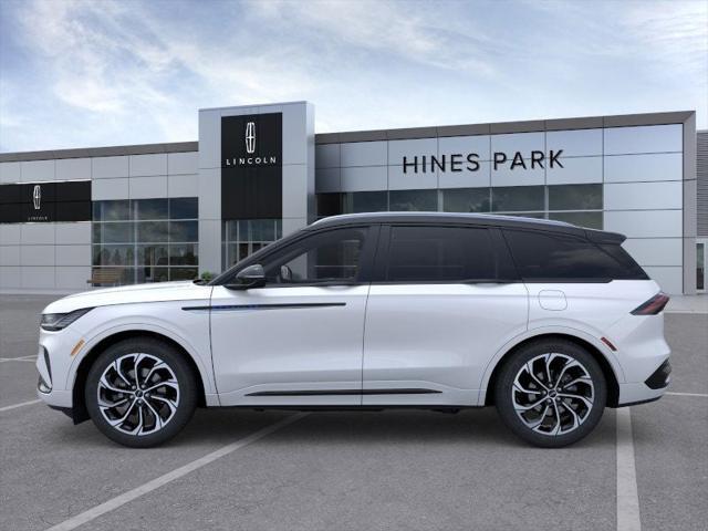 new 2025 Lincoln Nautilus car, priced at $68,420