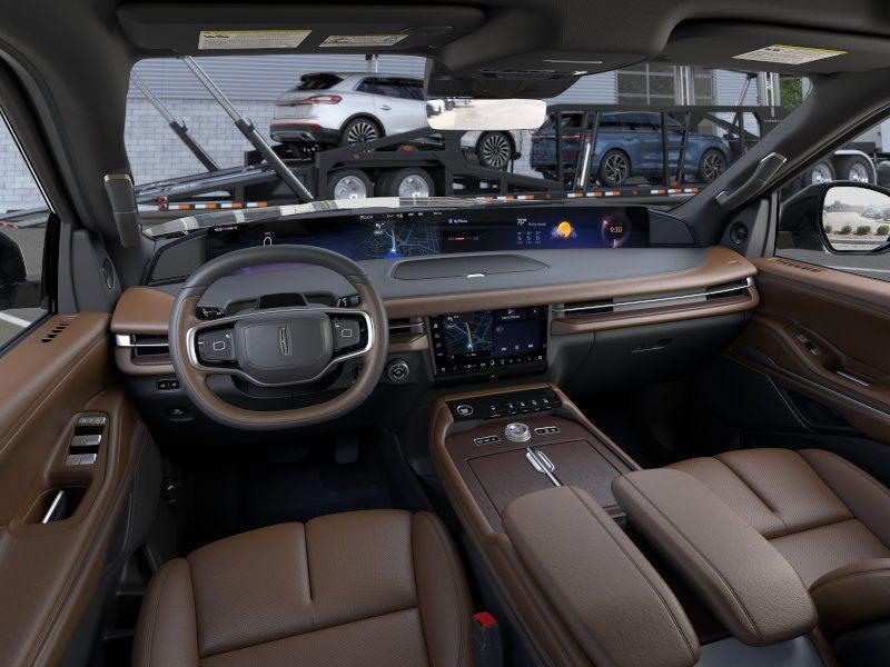 new 2025 Lincoln Navigator car, priced at $103,035
