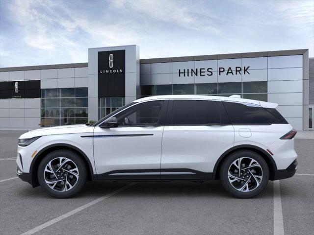 new 2025 Lincoln Nautilus car, priced at $62,665