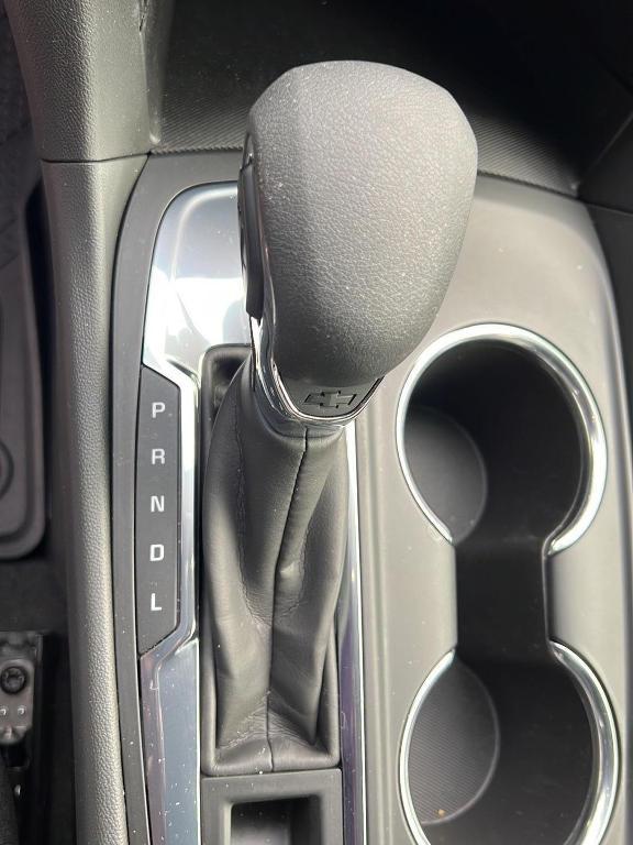 used 2023 Chevrolet Equinox car, priced at $21,998