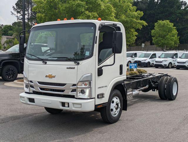 new 2025 Chevrolet Express 3500 car, priced at $63,460