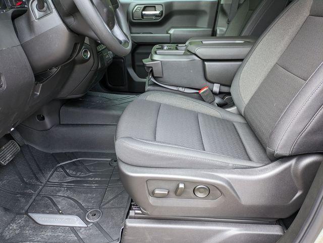 new 2025 Chevrolet Silverado 1500 car, priced at $40,923