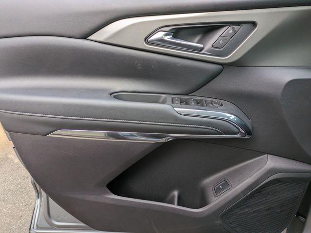 new 2025 Chevrolet Traverse car, priced at $41,809