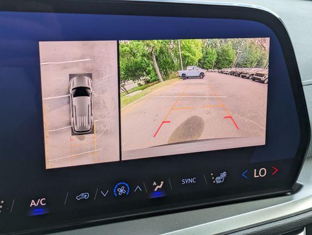 new 2025 Chevrolet Traverse car, priced at $41,809