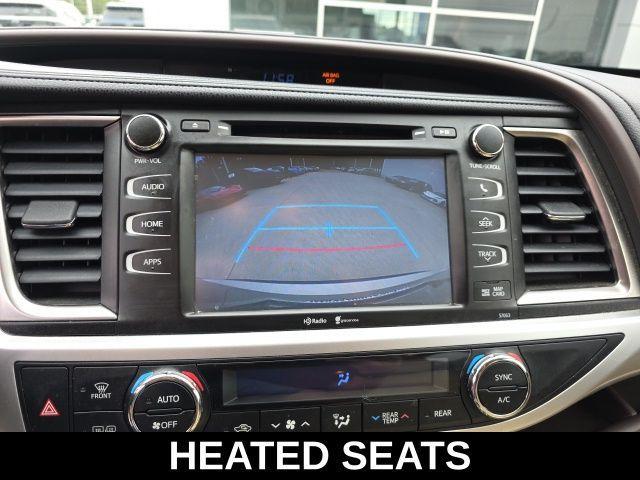 used 2015 Toyota Highlander car, priced at $20,214