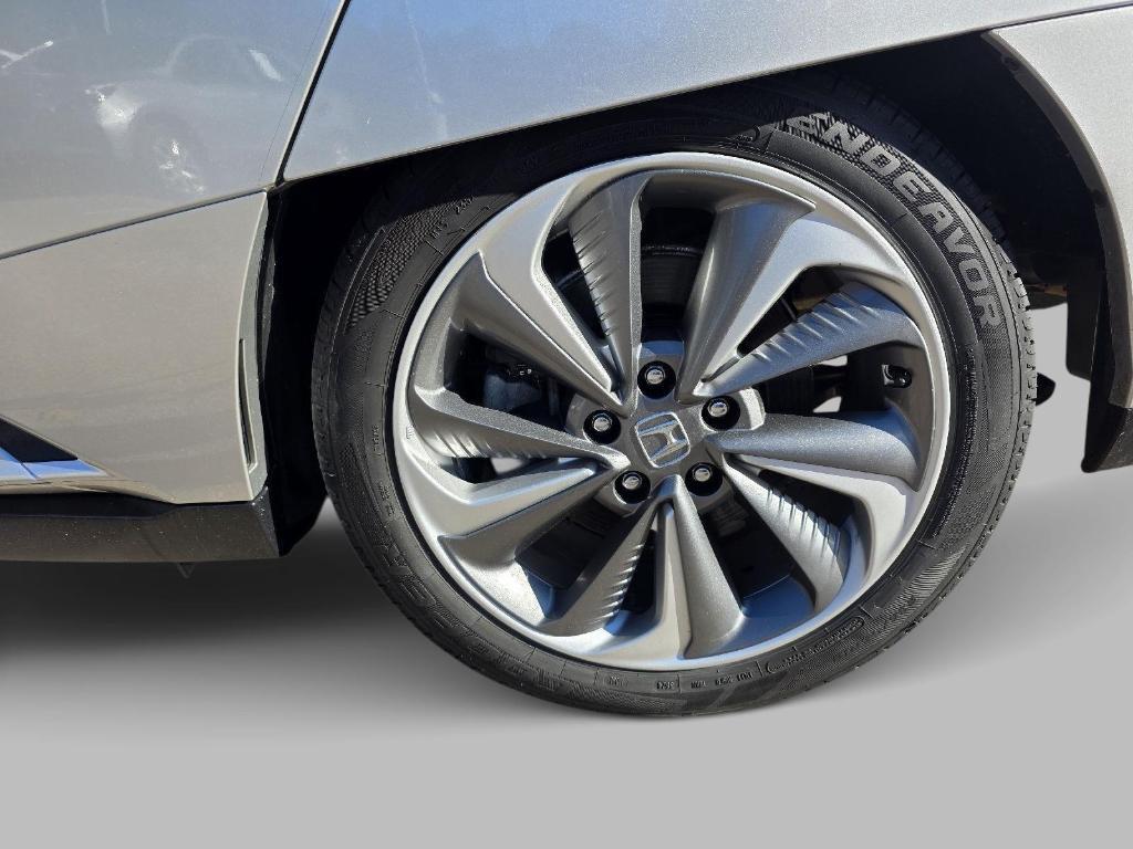 used 2019 Honda Clarity Plug-In Hybrid car, priced at $14,722