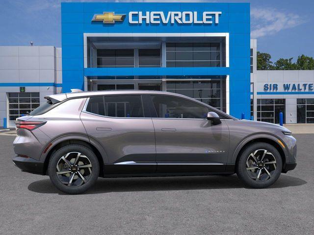 new 2025 Chevrolet Equinox EV car, priced at $33,290