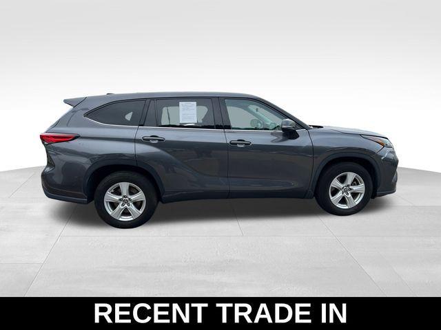 used 2021 Toyota Highlander car, priced at $17,518
