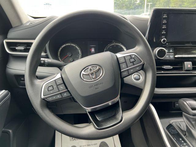 used 2021 Toyota Highlander car, priced at $17,518