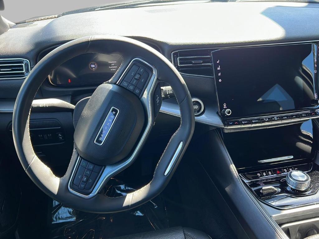 used 2022 Jeep Wagoneer car, priced at $33,900