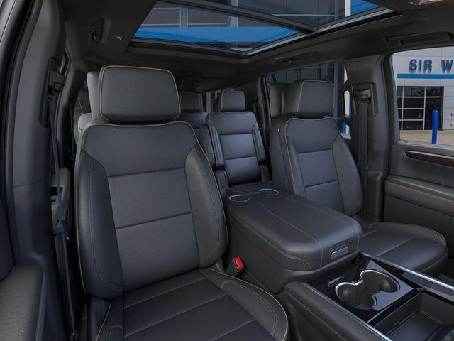 new 2025 Chevrolet Suburban car, priced at $88,600