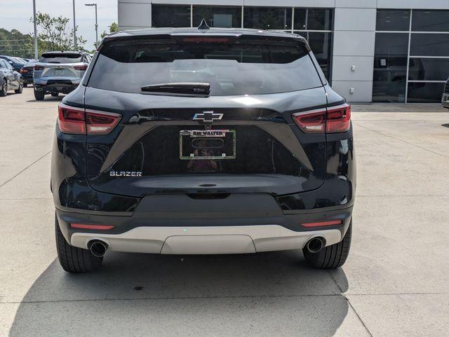 new 2025 Chevrolet Blazer car, priced at $33,065