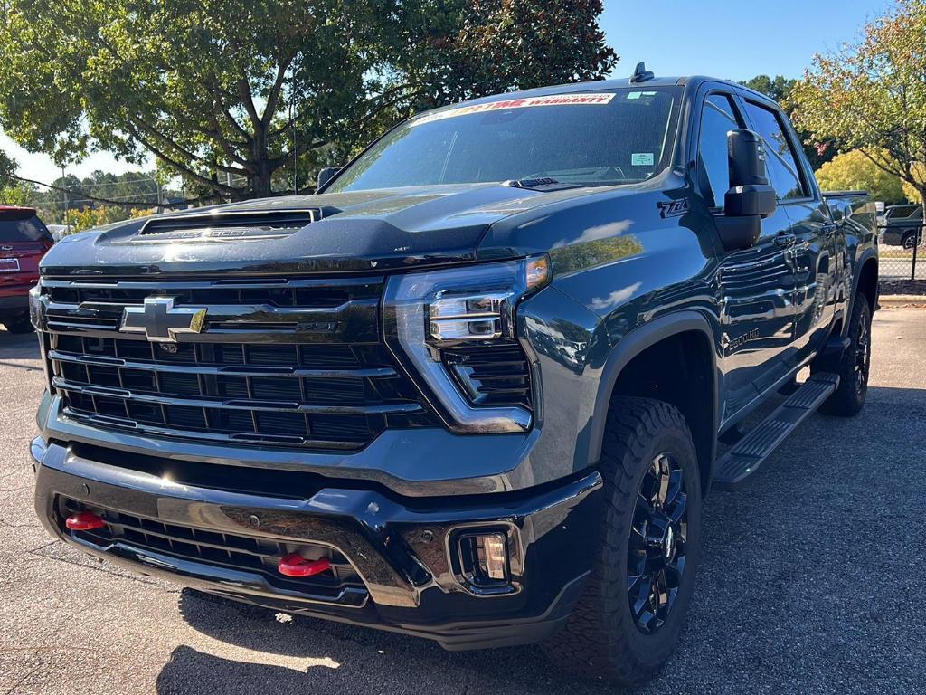 used 2025 Chevrolet Silverado 2500 car, priced at $69,998