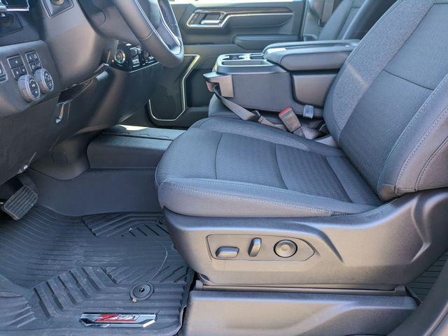 new 2025 Chevrolet Silverado 2500 car, priced at $72,176