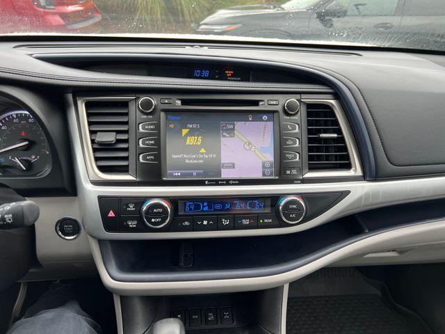used 2019 Toyota Highlander car, priced at $25,515