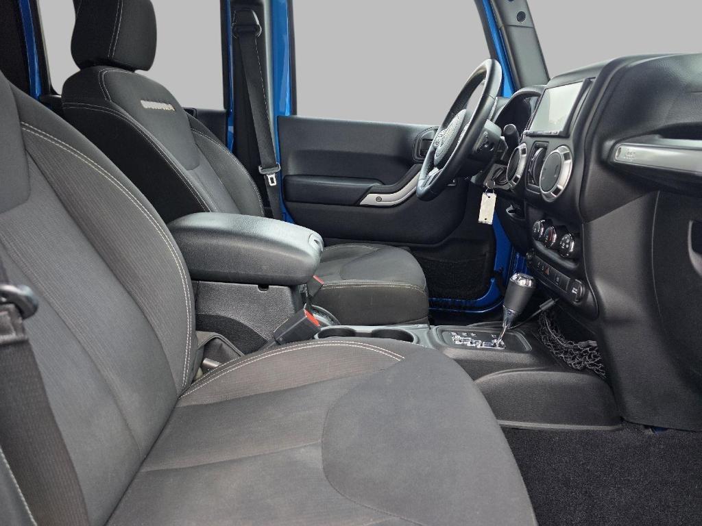 used 2015 Jeep Wrangler Unlimited car, priced at $17,400