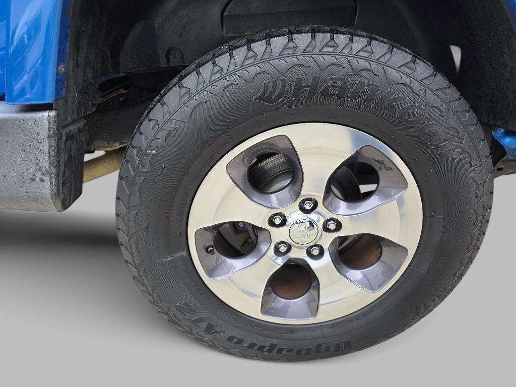 used 2015 Jeep Wrangler Unlimited car, priced at $17,400