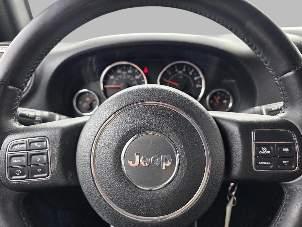 used 2015 Jeep Wrangler Unlimited car, priced at $17,400