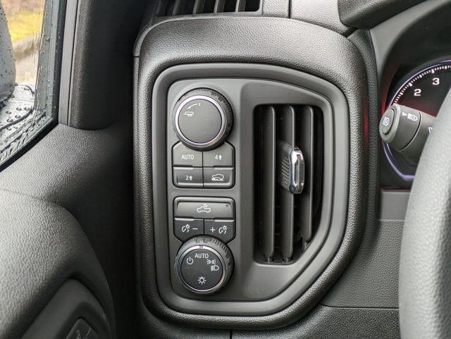 new 2025 Chevrolet Silverado 1500 car, priced at $42,078