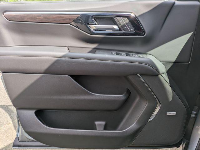new 2025 Chevrolet Tahoe car, priced at $78,595