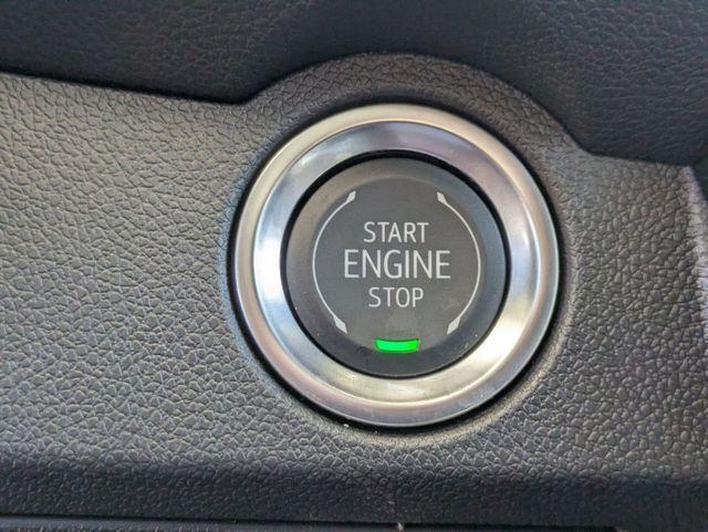 new 2025 Chevrolet Traverse car, priced at $42,670