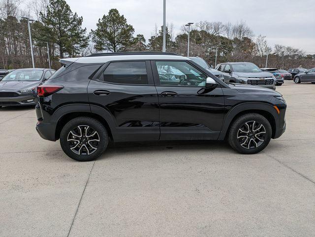 new 2025 Chevrolet TrailBlazer car, priced at $30,098