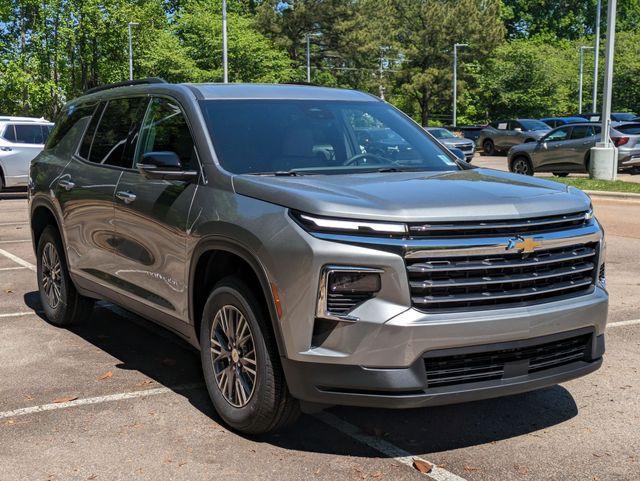 new 2025 Chevrolet Traverse car, priced at $42,595