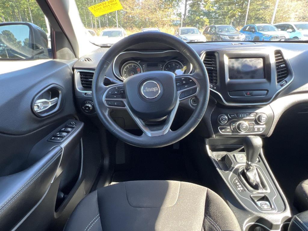 used 2019 Jeep Cherokee car, priced at $12,989