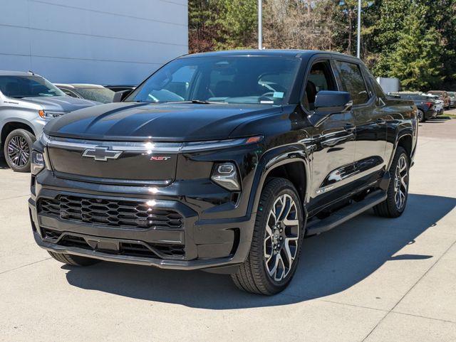 new 2025 Chevrolet Silverado EV car, priced at $85,389