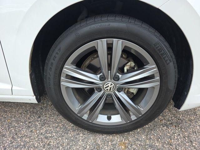 used 2021 Volkswagen Jetta car, priced at $15,291