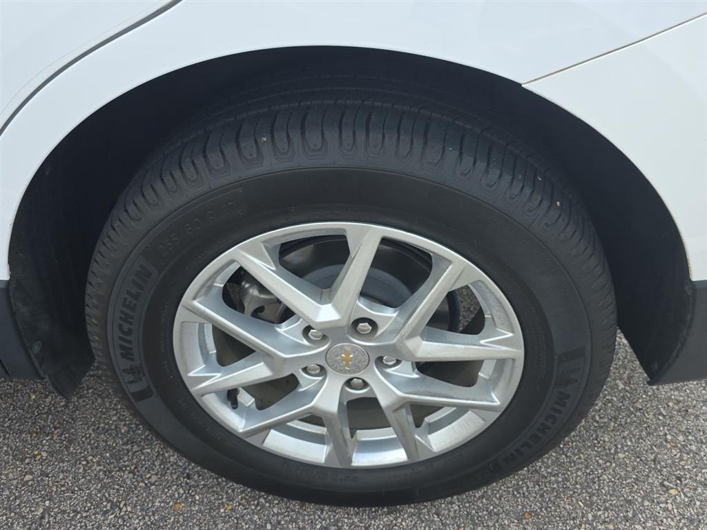used 2022 Chevrolet Equinox car, priced at $17,865