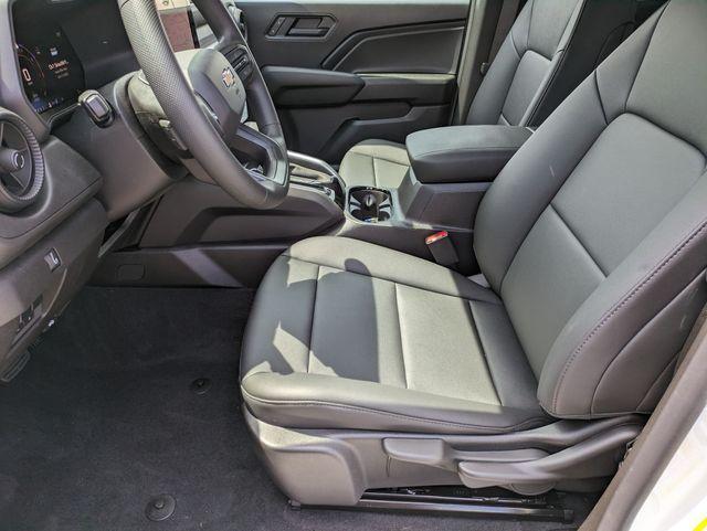 new 2025 Chevrolet Colorado car, priced at $33,350