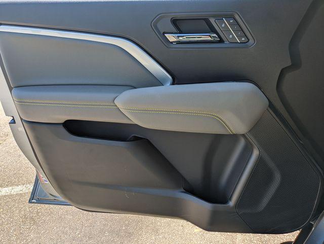 new 2025 Chevrolet Colorado car, priced at $48,802