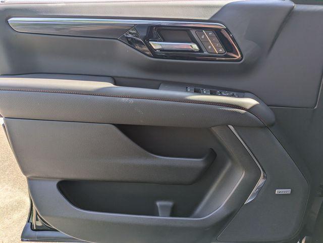 new 2025 Chevrolet Suburban car, priced at $82,265
