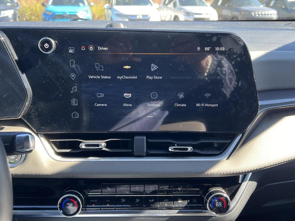 used 2025 Chevrolet Equinox car, priced at $25,994