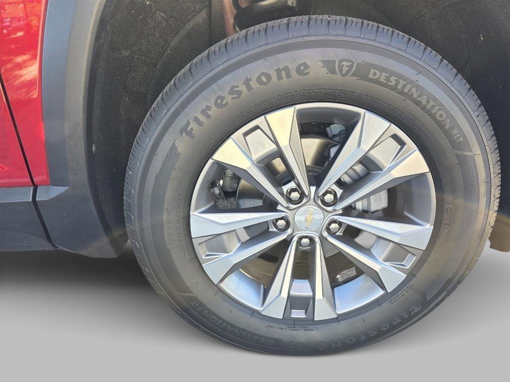 used 2025 Chevrolet Equinox car, priced at $25,994