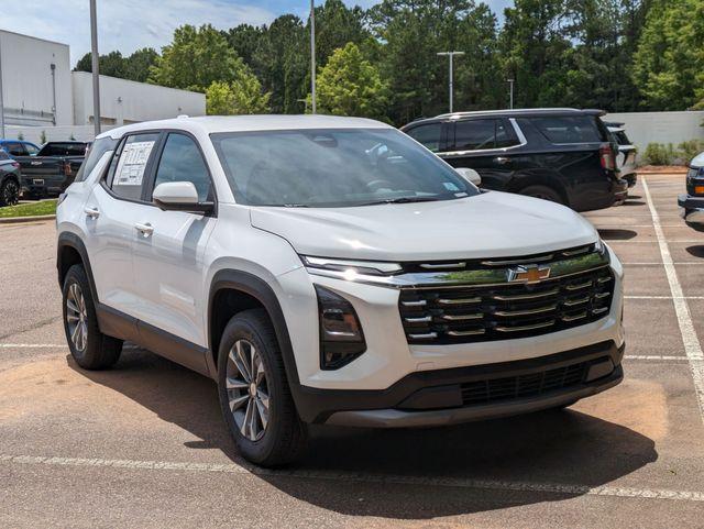 new 2026 Chevrolet Equinox car, priced at $32,990