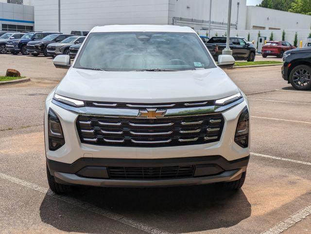 new 2026 Chevrolet Equinox car, priced at $32,990