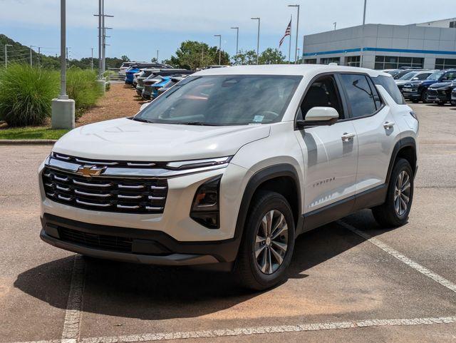 new 2026 Chevrolet Equinox car, priced at $32,990