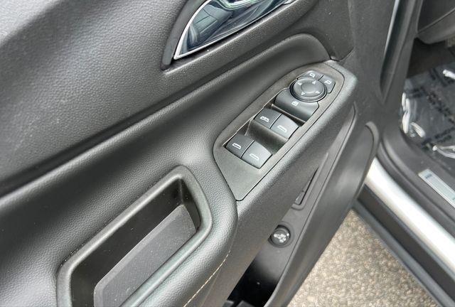 used 2020 Chevrolet Equinox car, priced at $17,500