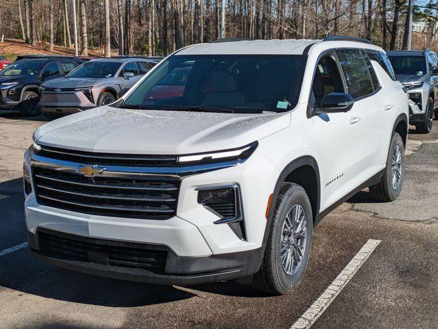 new 2025 Chevrolet Traverse car, priced at $42,495