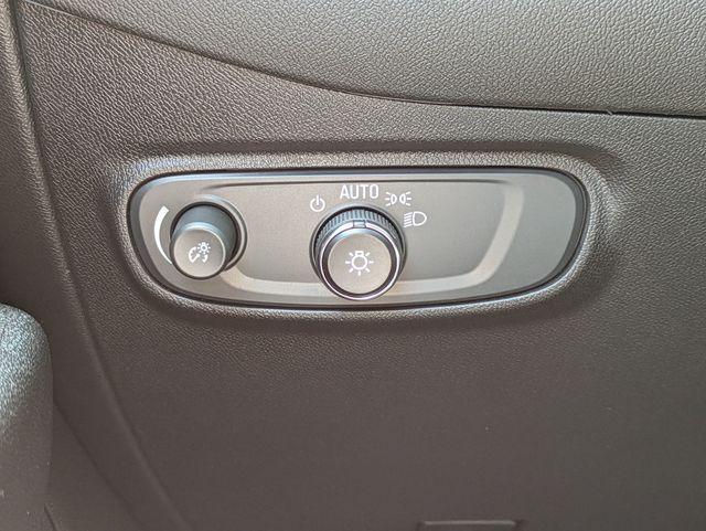 used 2023 Chevrolet Equinox car, priced at $24,396