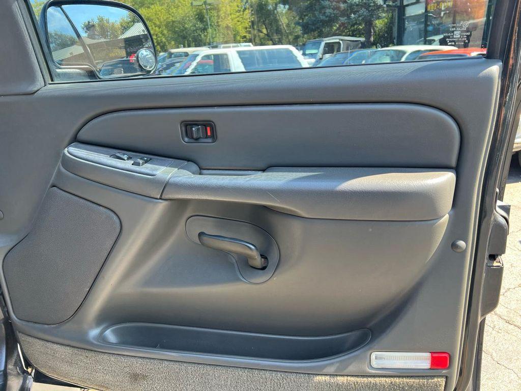 used 2005 Chevrolet Silverado 2500 car, priced at $8,995