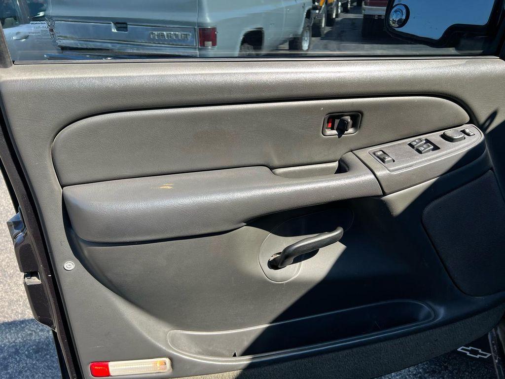 used 2005 Chevrolet Silverado 2500 car, priced at $8,995