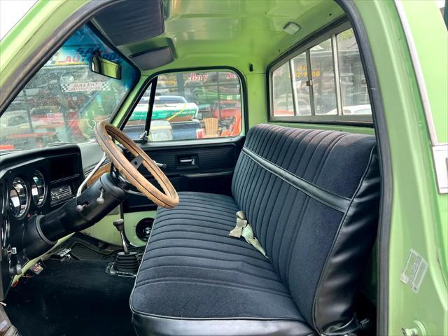used 1975 Chevrolet Suburban car, priced at $19,995